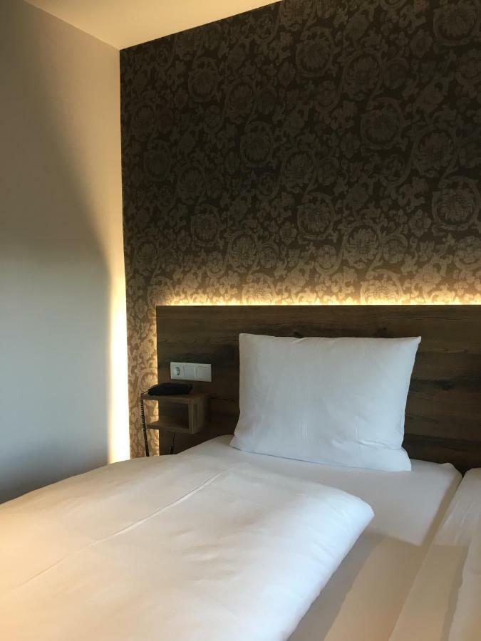Landhaus Hotel Goeke Hövelhof المظهر الخارجي الصورة